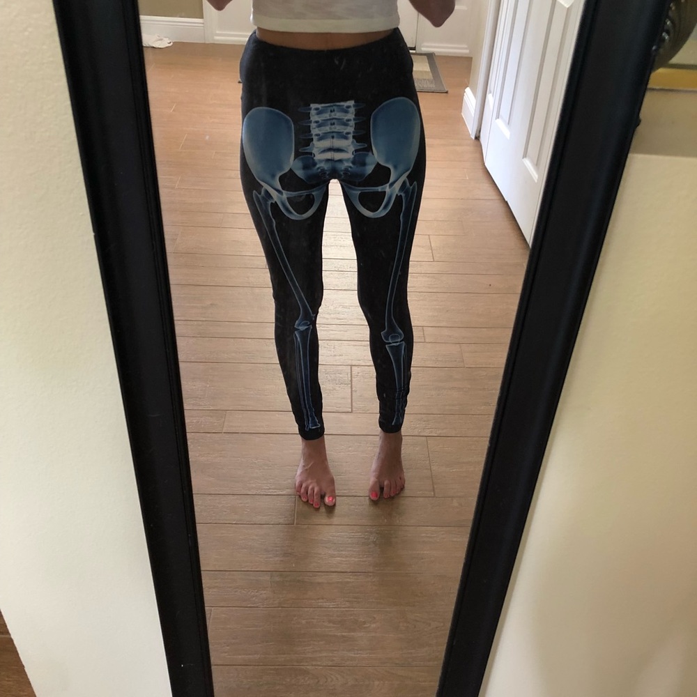 Skeleton leggings